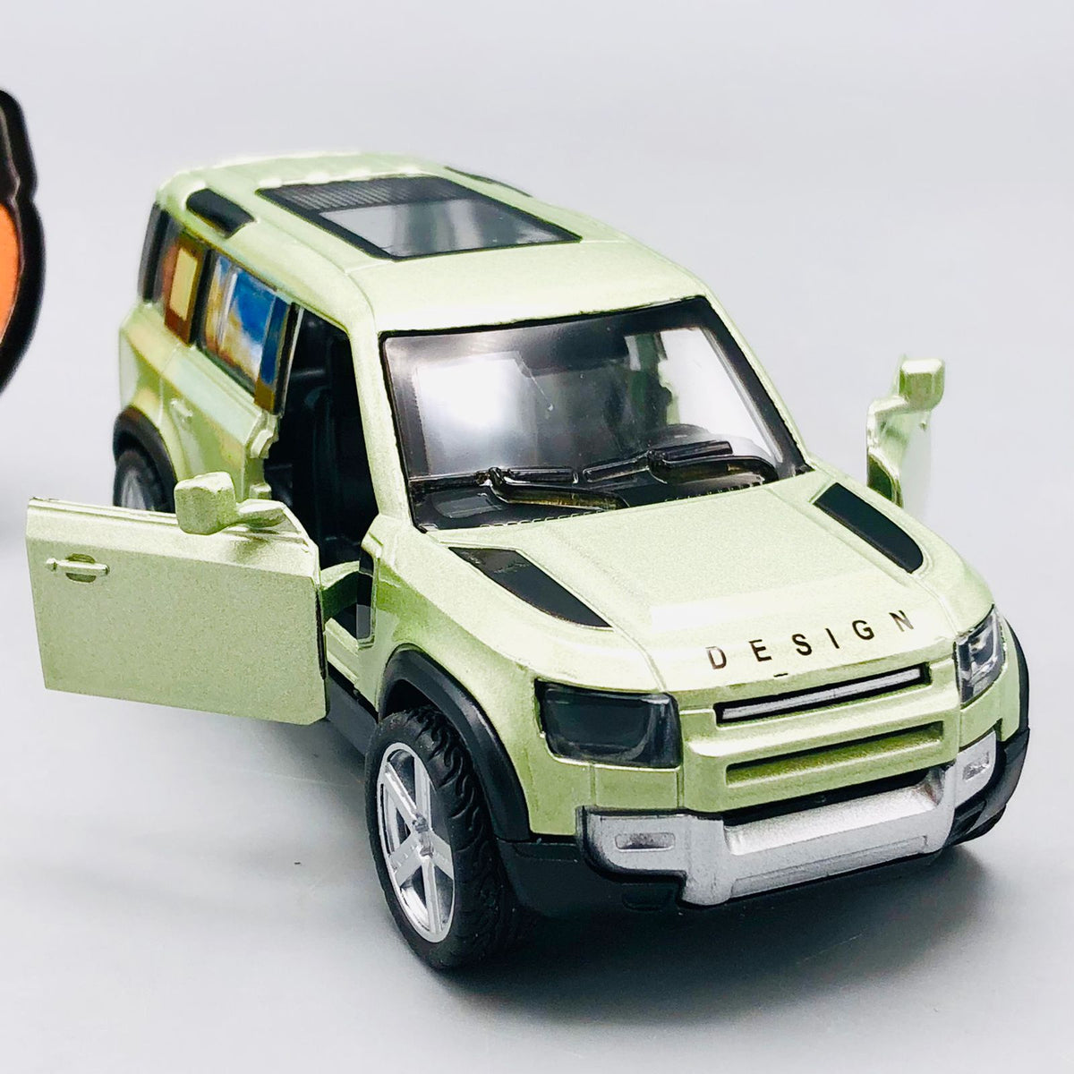 1:43 Diecast Defender Mini Model Jeep