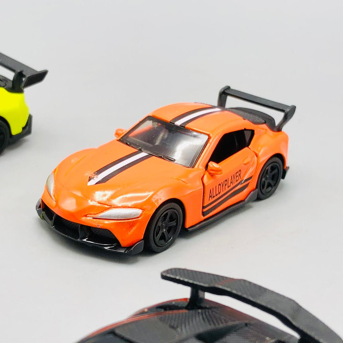 1:64 Mini Diecast Pullback Racing Cars