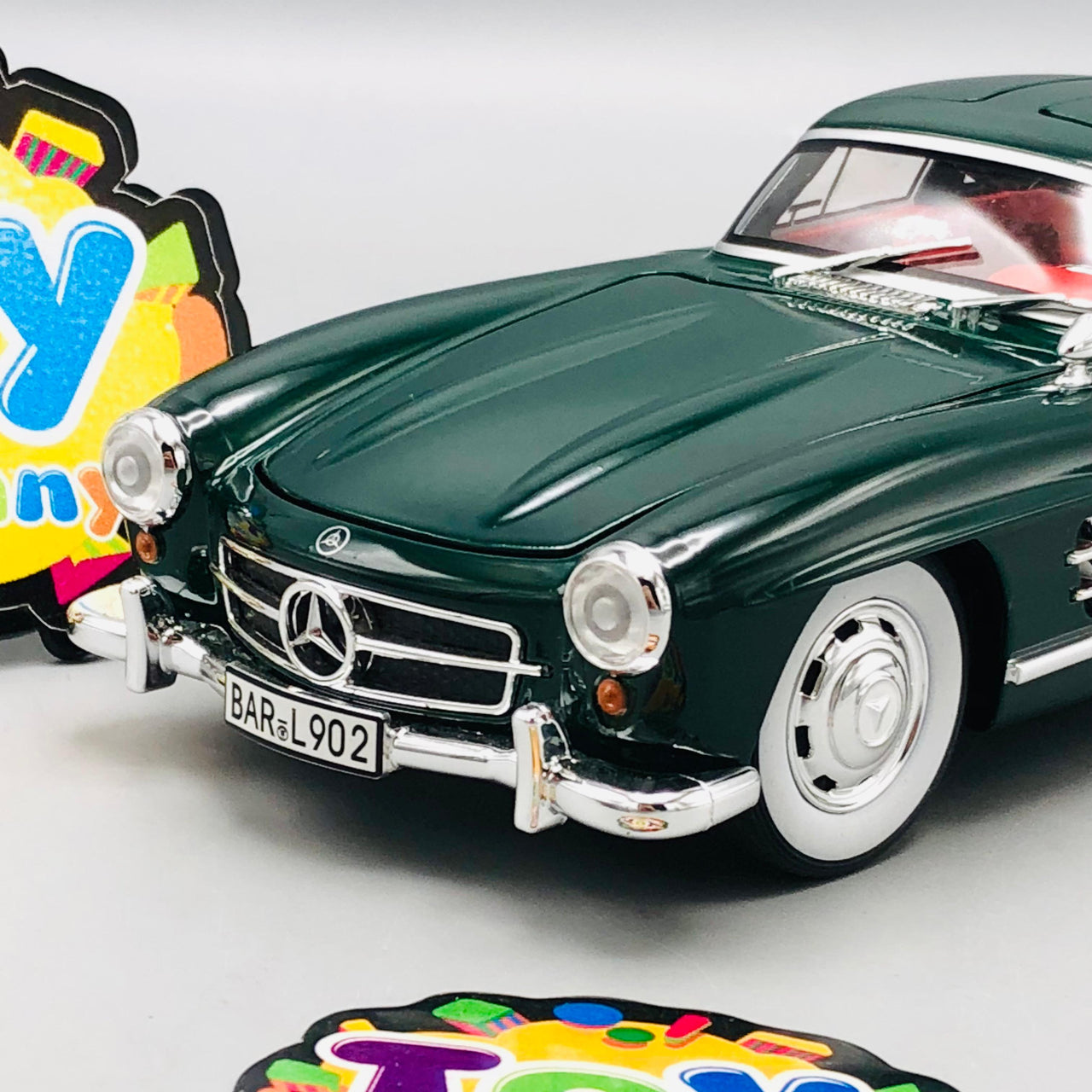1:24 Diecast Benz 300SL Model Car - Without Smoke