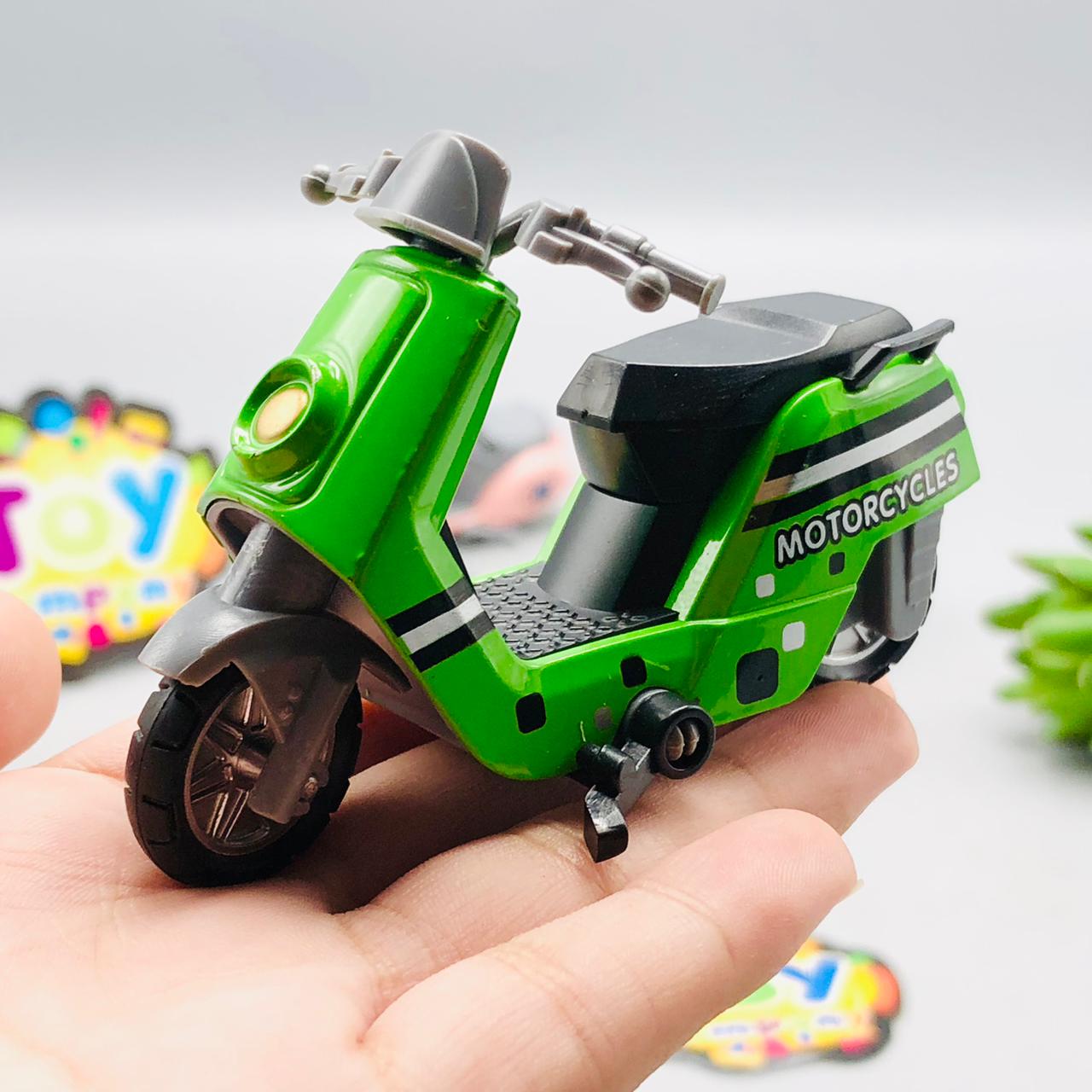 4Pcs Mini Diecast Vespa Models