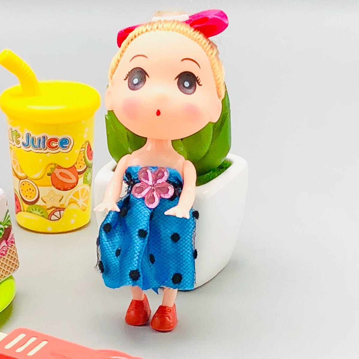 13Pcs Pretend Play Food Cutting Set With Doll