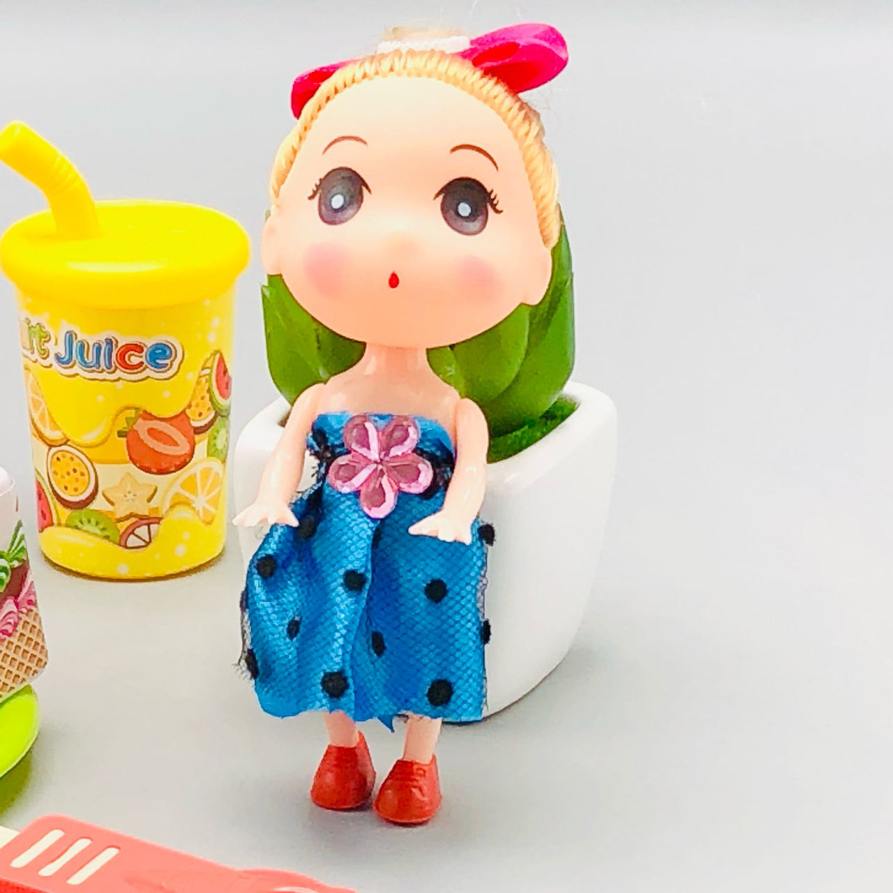13Pcs Pretend Play Food Cutting Set With Doll