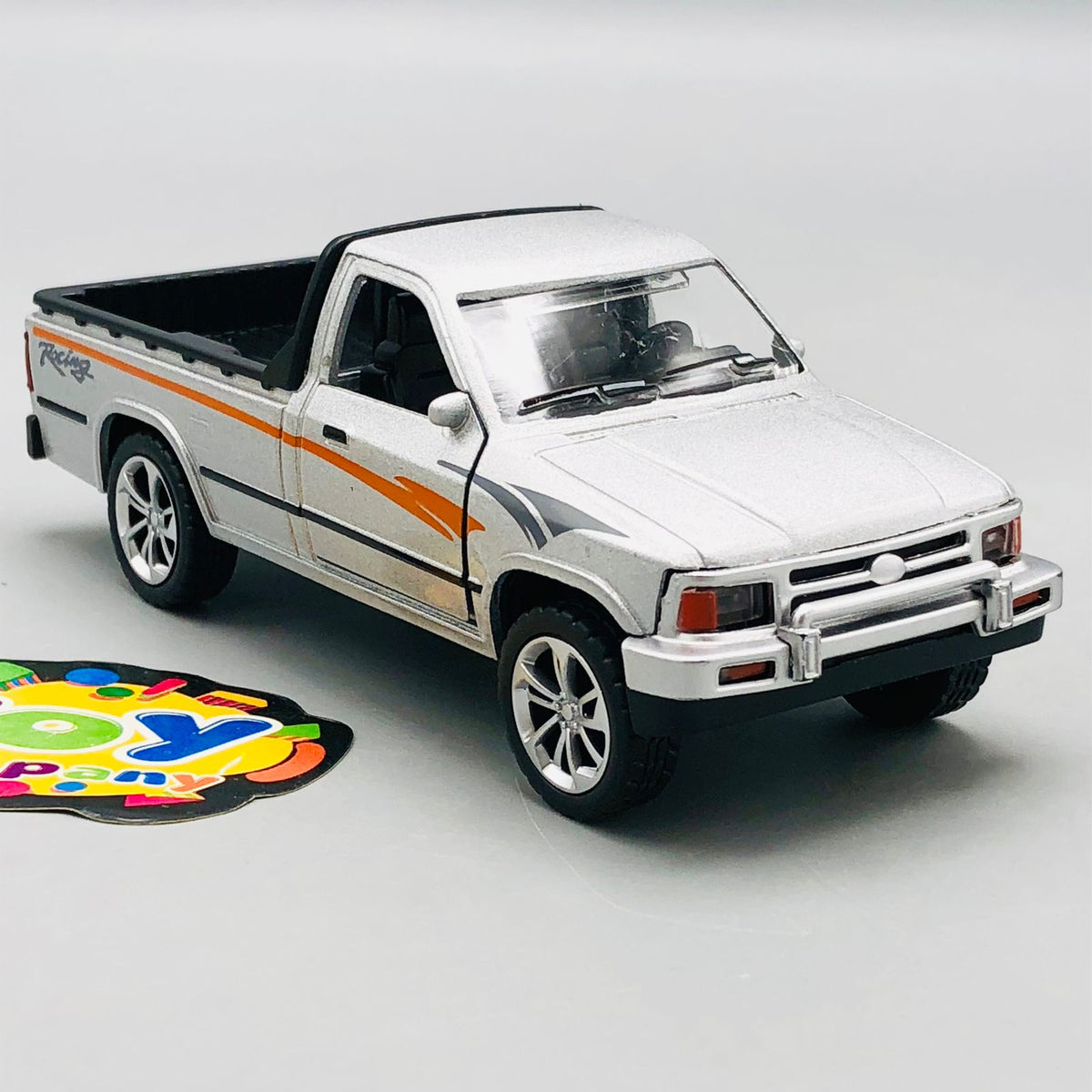 1:36 1992 Toyota Pickup Truck