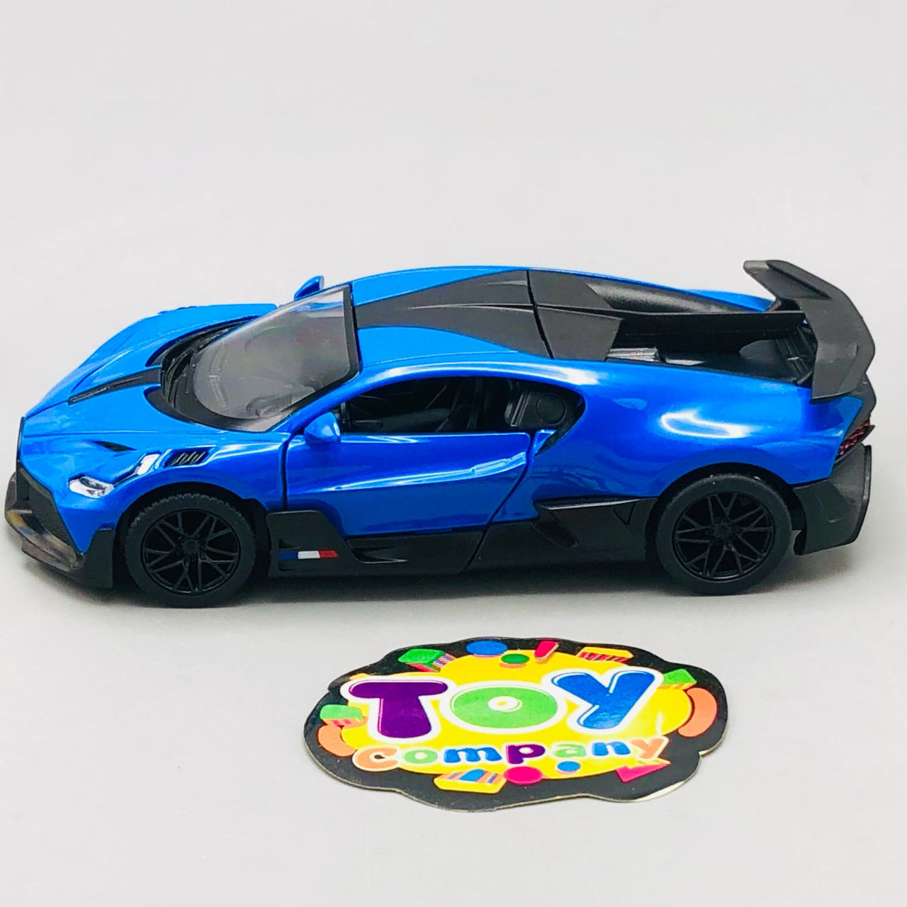 1:36 Kinsmart Bugatti Divo Model