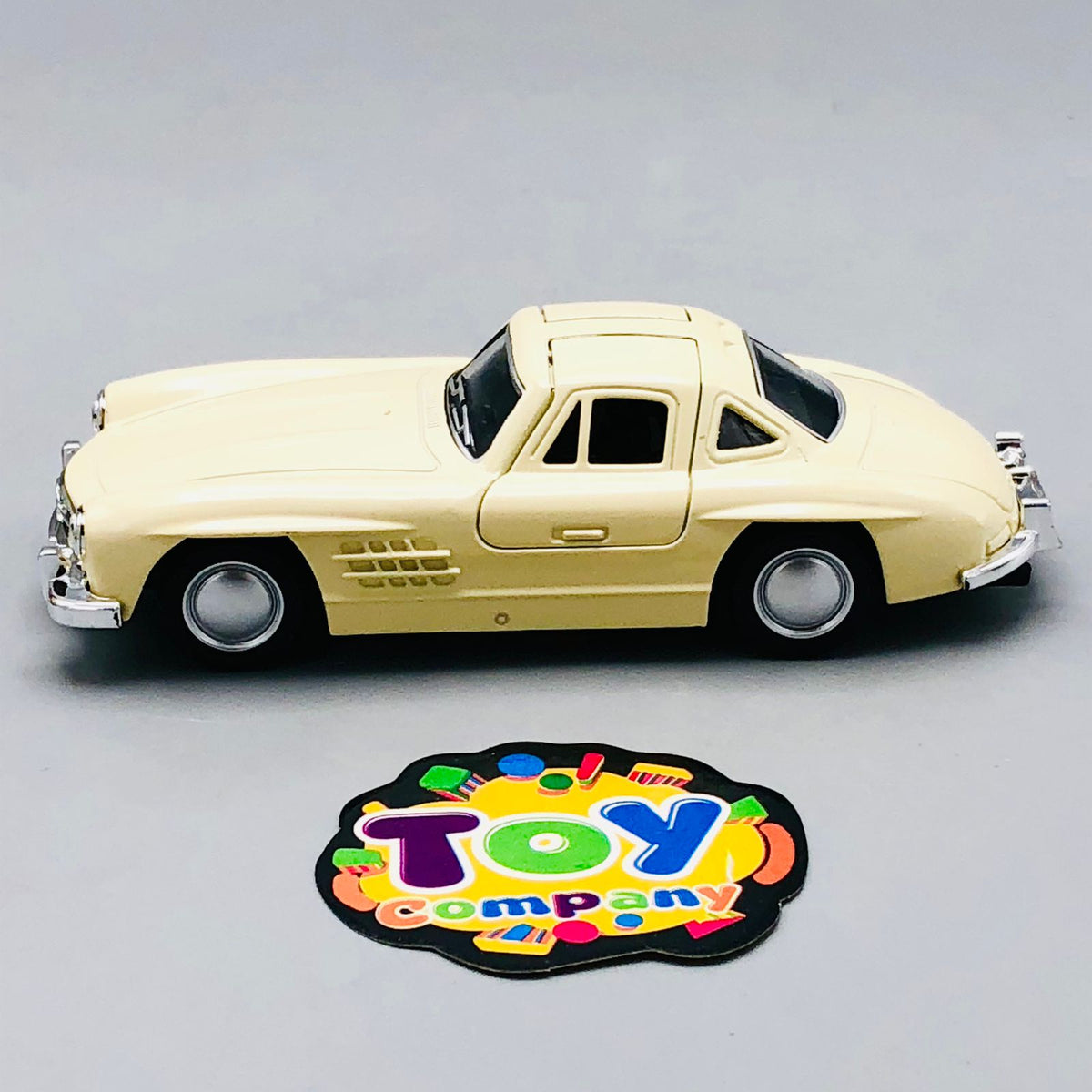 1:32 Diecast Mercedes Benz Luxury Model Car
