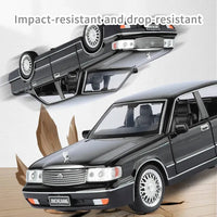 1:32 Diecast Toyota Crown Car Model