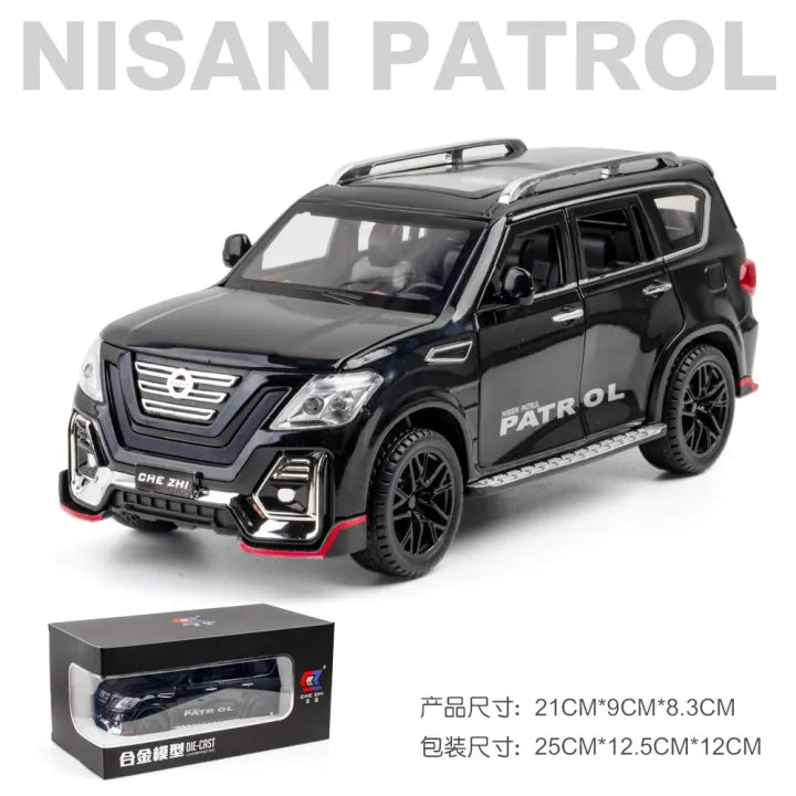 1:24 Diecast Nissan Patrol SUV Model Car With Smoke