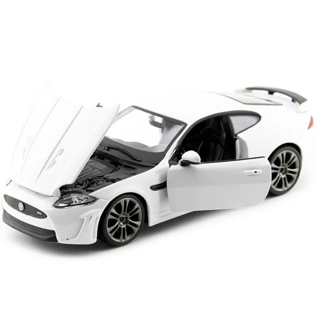 Bburago 1:24 Diecast Jaguar XKR-S Model Car