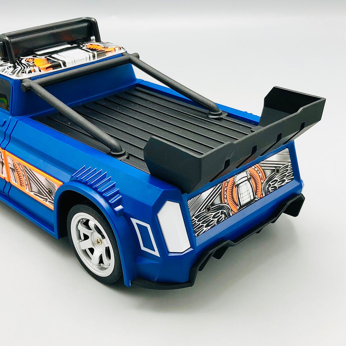 1:16 2.4GHz RC Speed Storm Drift Car