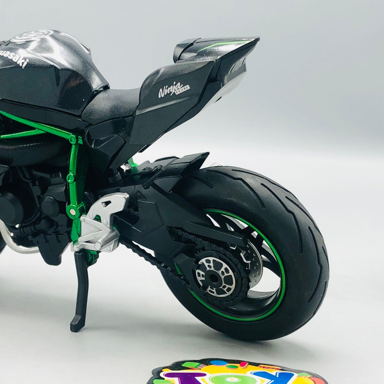 1:9 Diecast Kawasaki Ninja H2R Bike Model