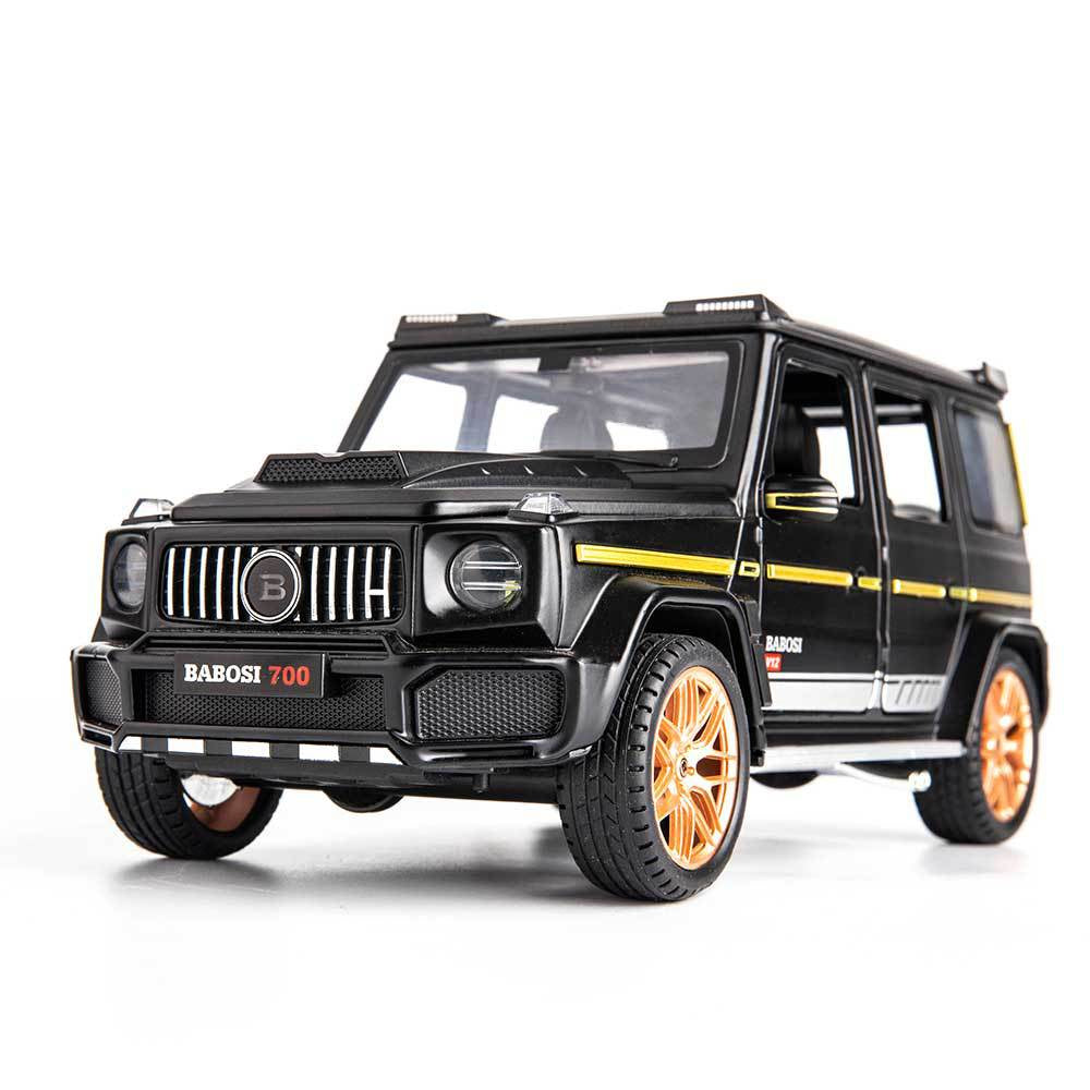 1:18 Scale Diecast Mercedes Brabus 700