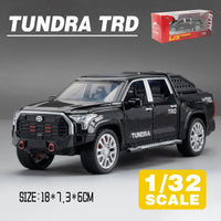 1:32 Diecast Toyota Tundra Pickup Truck Model