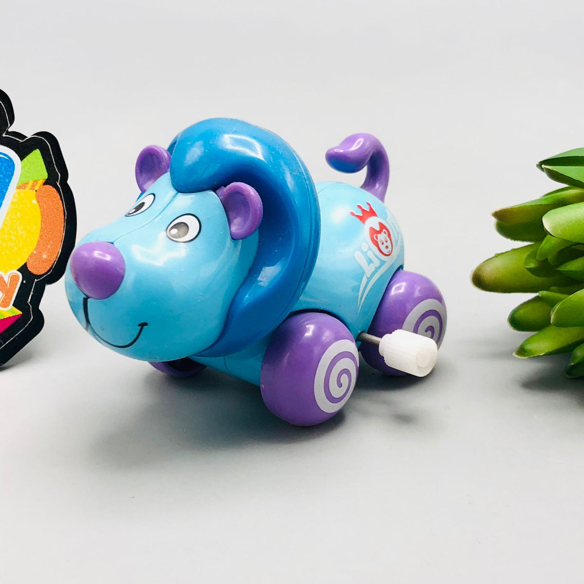 1Pc Mini Inertial Lion Toy - Minor Fault