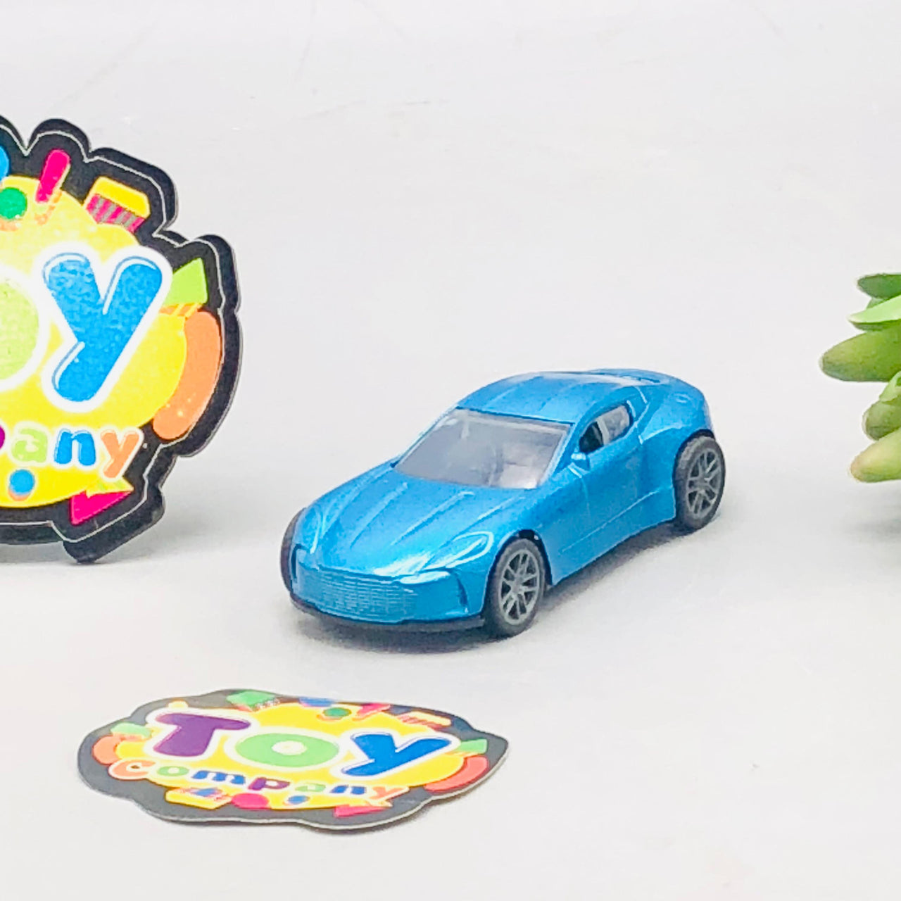 4Pcs Mini Diecast Pullback Cars With Display Racks