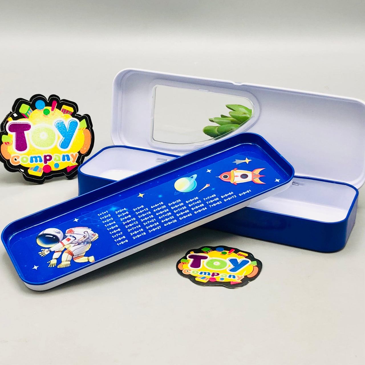 6Pcs Mini Spaceman Themed Tin Geometry Box