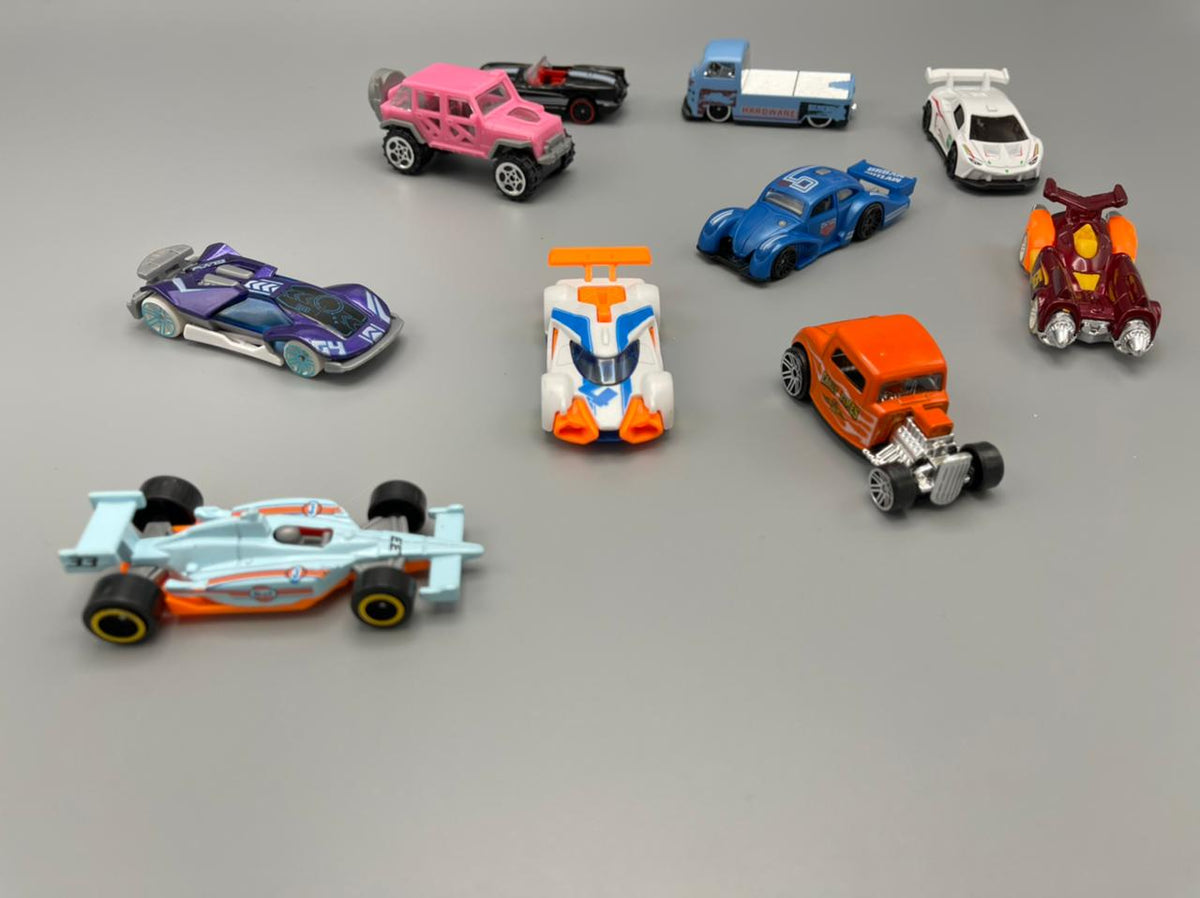 Hot Wheels Set of 10 Vehicles