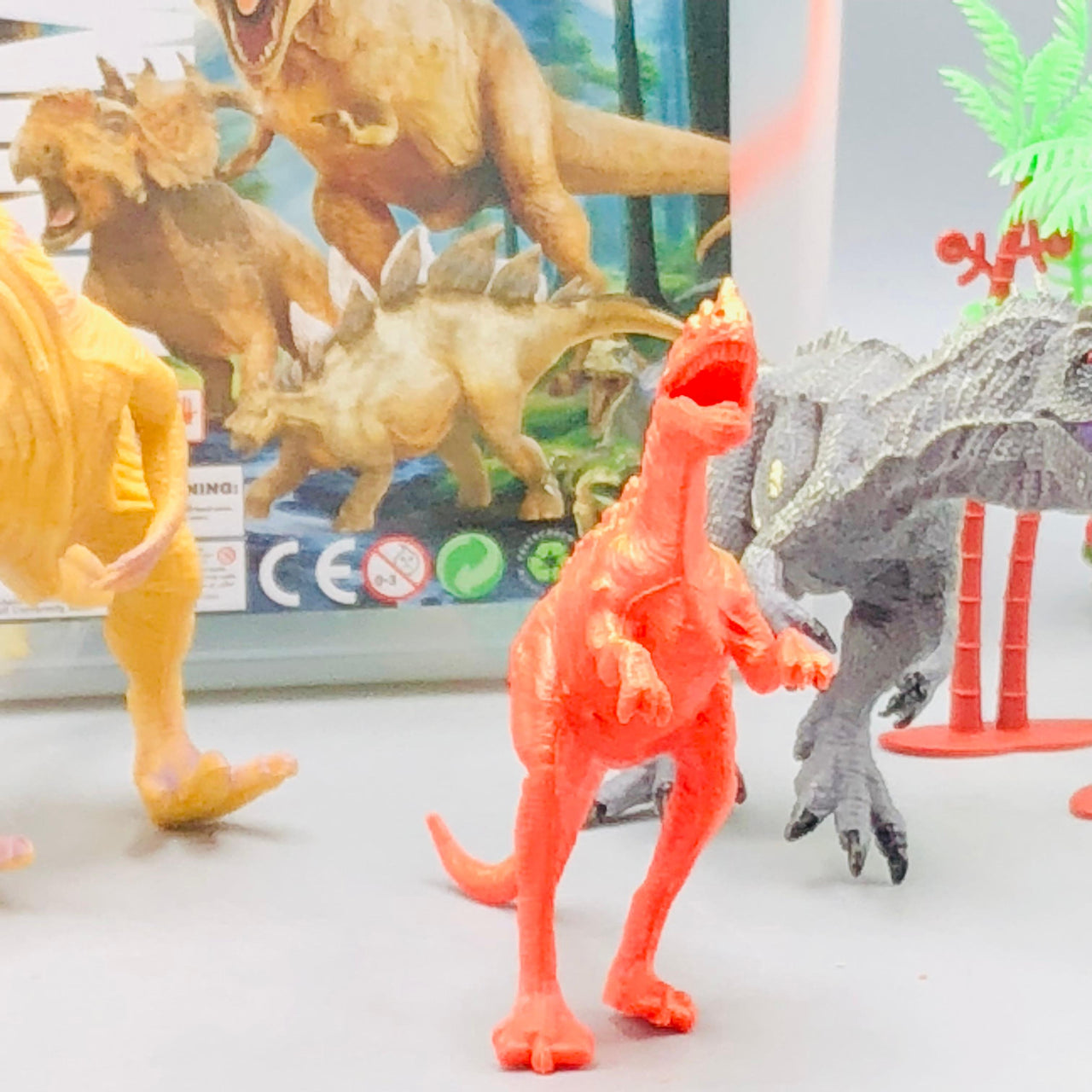 22Pcs Kids Wild Dinosaur World Toy With Storage Box