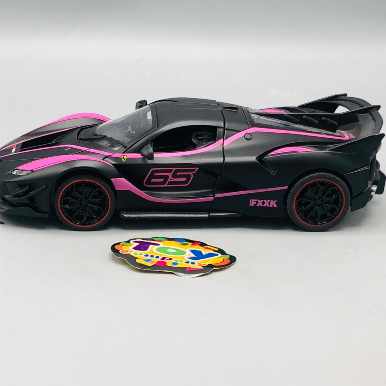 1:24 Diecast Ferrari FXXX K Model Car - Minor Fault