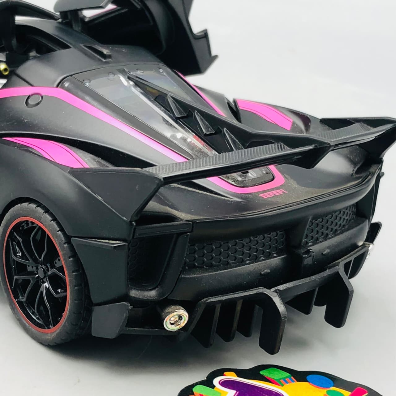 1:24 Diecast Ferrari FXXX K Model Car - Minor Fault