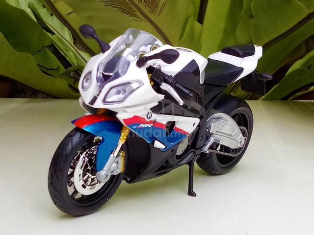Maisto 1:12 Diecast BMW RR S1000 Model Bike