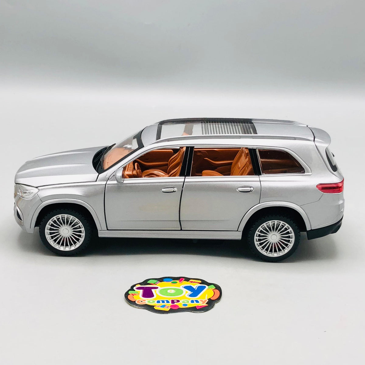 1:22 RC Diecast Mercedes GLS600 Model Car With Smoke
