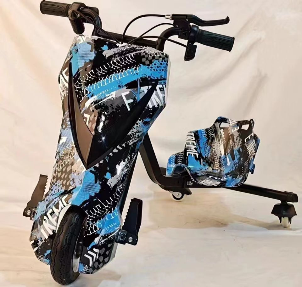 Electric Blue Urban Camo Drifting Scooter With Bluetooth Music & Lights
