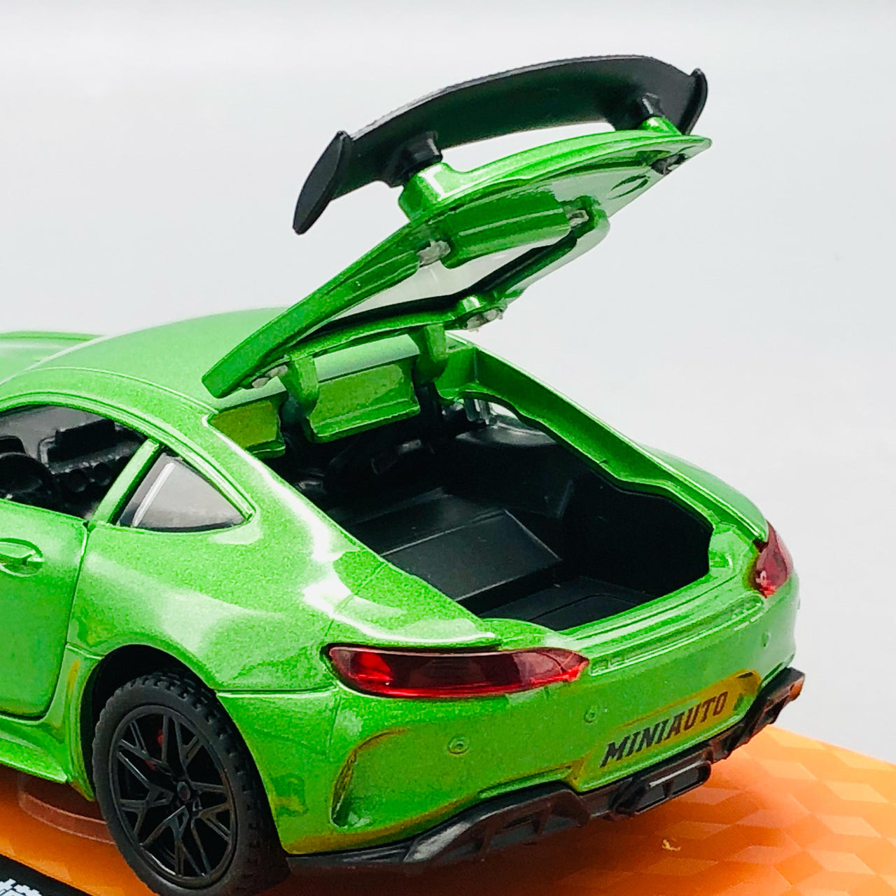 1:32 Diecast Mercedes AMG GT With Acrylic Display Box - Green
