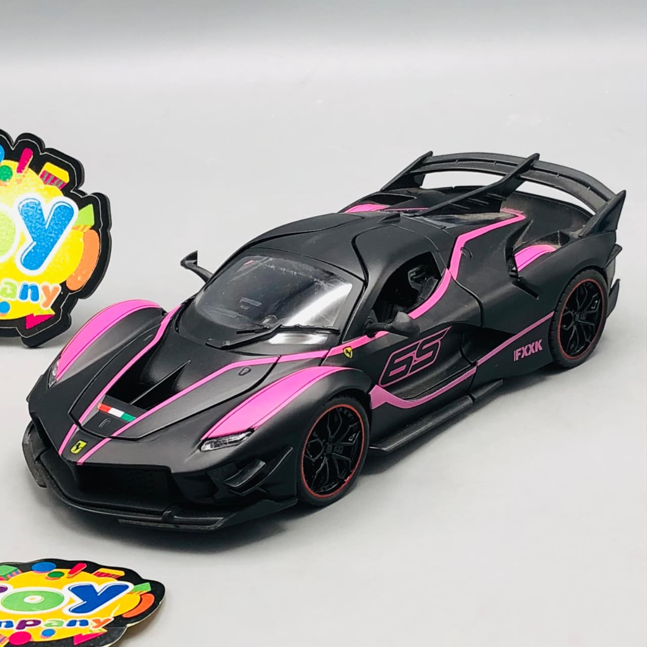 1:24 Diecast Ferrari FXXX K Model Car - Minor Fault