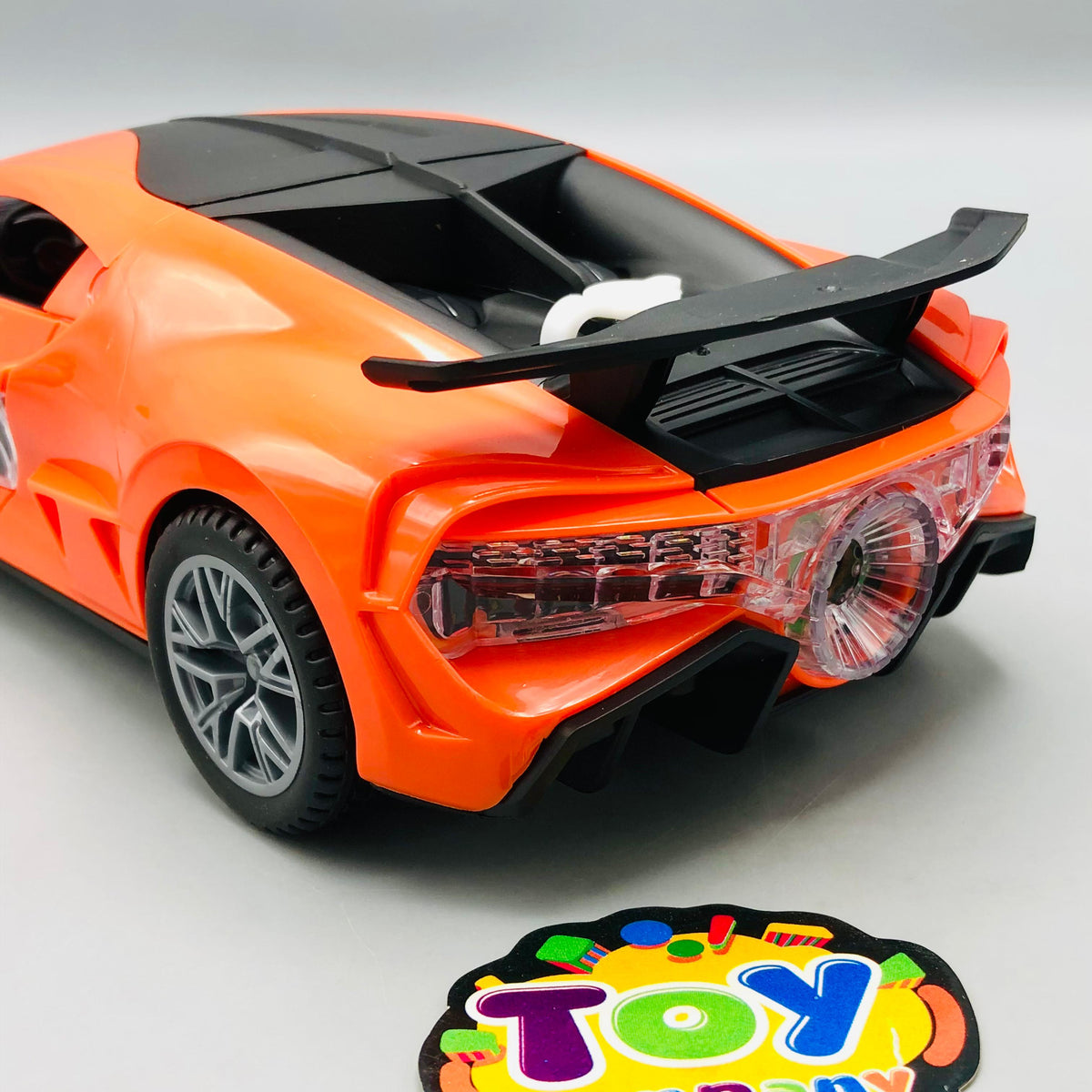 1:16 2.4GHz RC Lighting Spray Racing Car