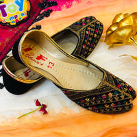 Thumbnail for Hand-Made Multani Khussa For Girls - Multi Black