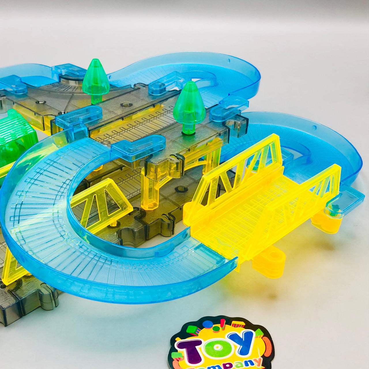 36Pcs DIY Fun Flash Train Track Set