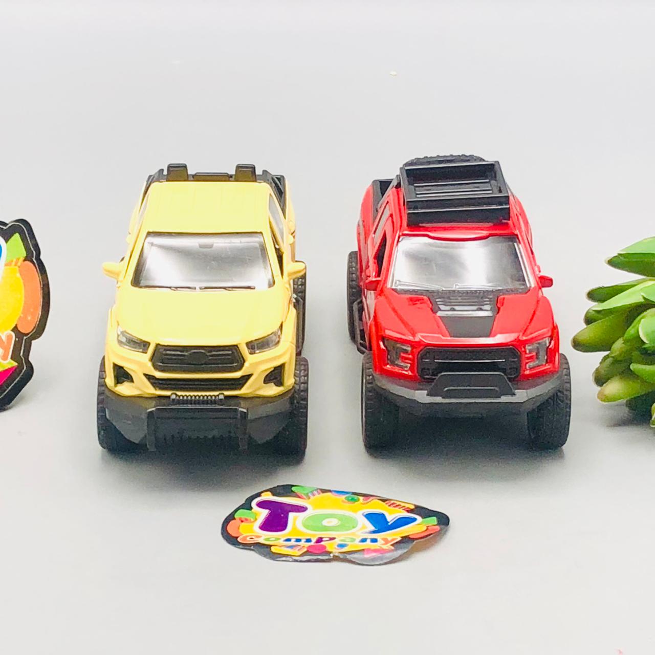 2Pc Diecast Mini Toyota Hilux Pullback Models