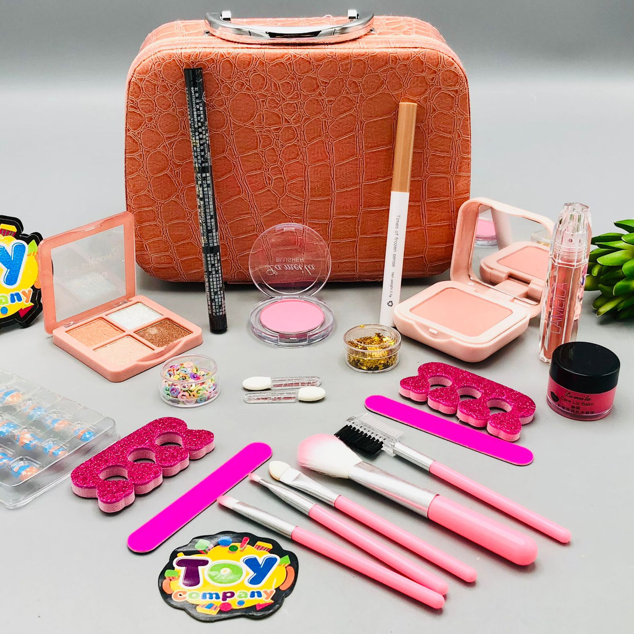 25Pcs Realistic Beauty Makeup Bag