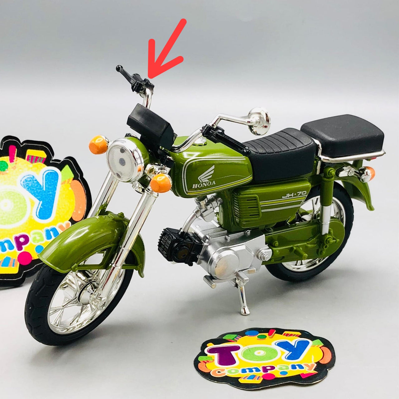 1:10 Diecast Honda 70 Model Bike - Minor Fault