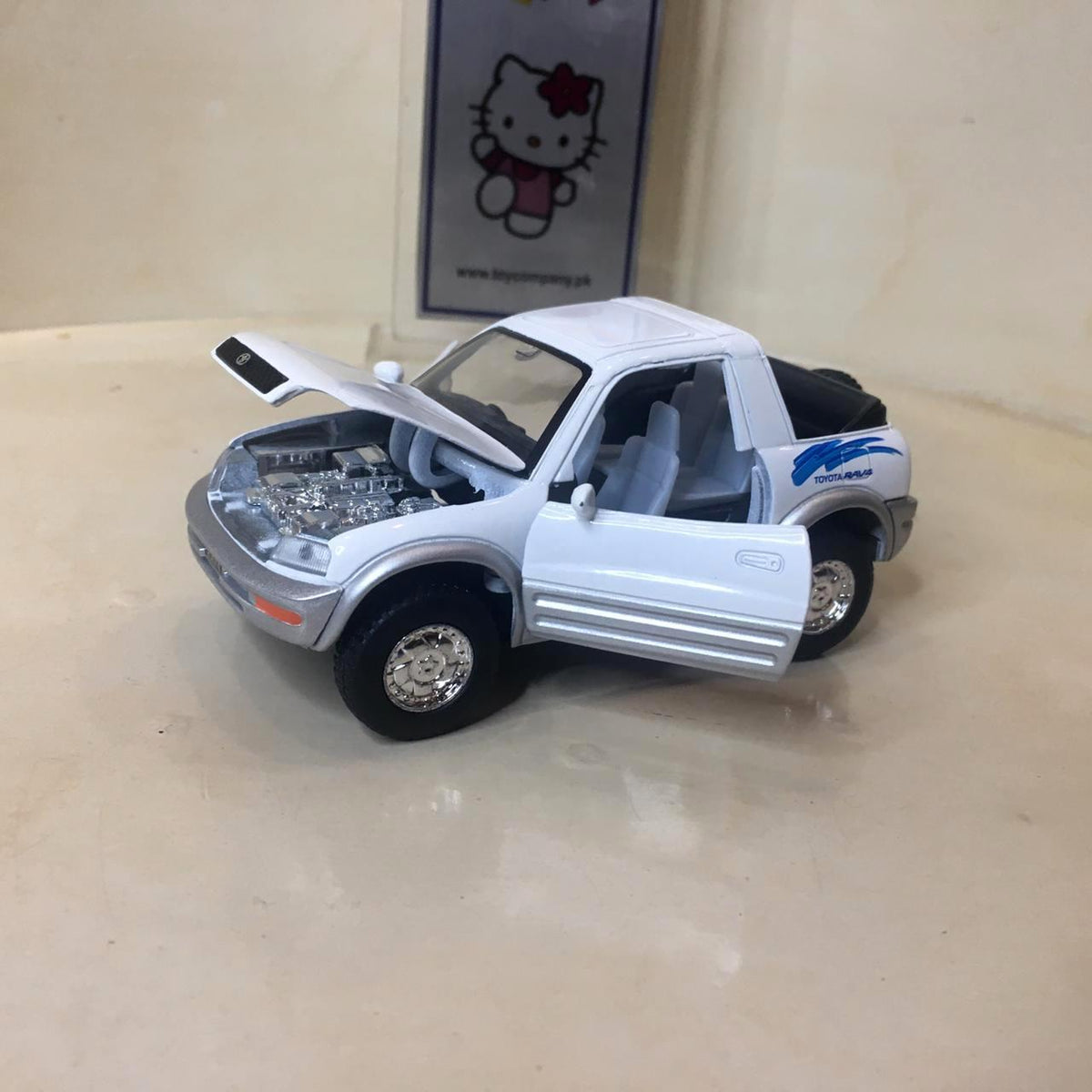 Diecast Toyota Rav4 - Kinsmart