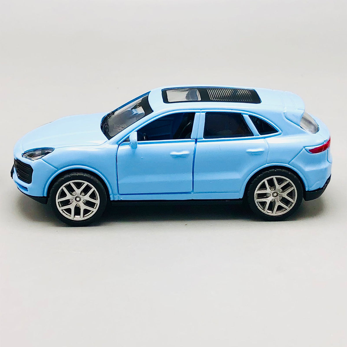 1:43 Diecast Porsche Cayenne Mini Model Car