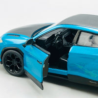 1:38 Kinsmart Lamborghini Urus Performante Model
