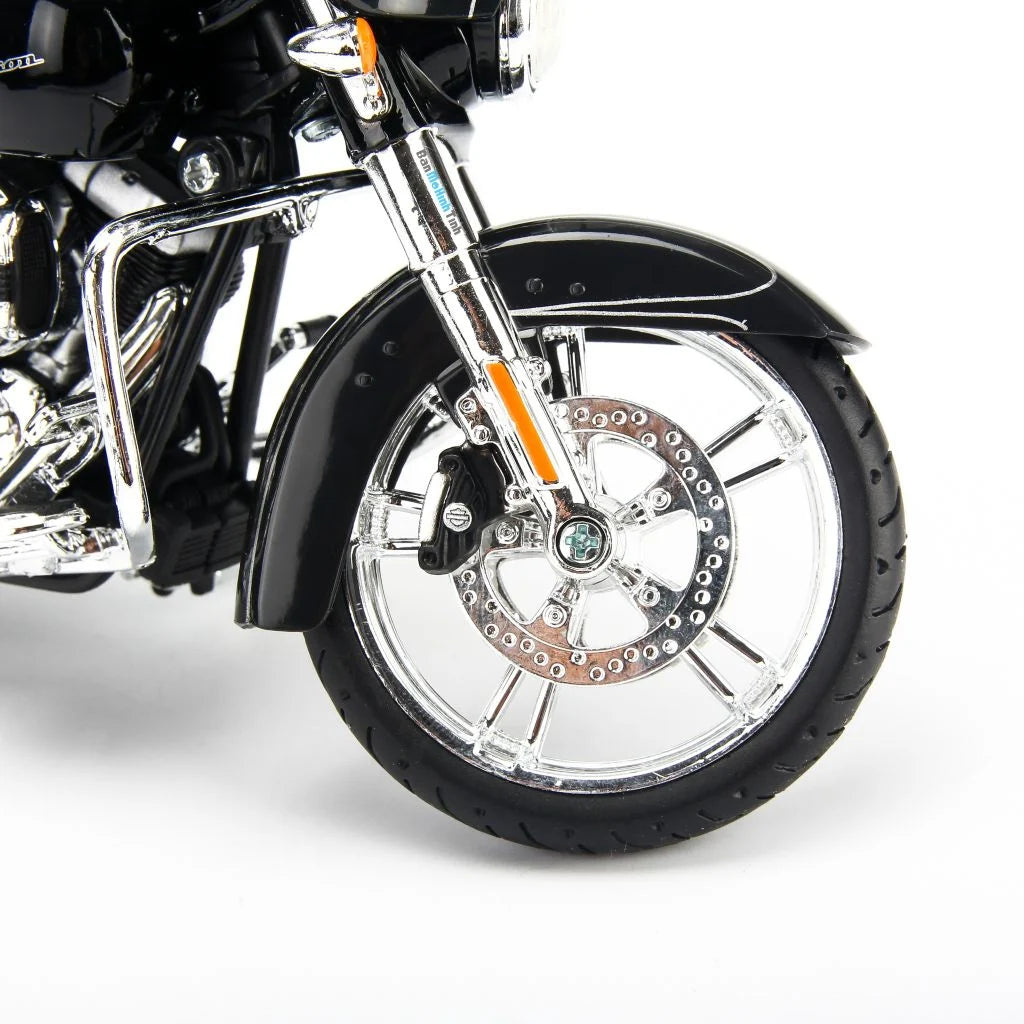 Maisto 1:12 Harley Davidson 2015 Street Glide Bike