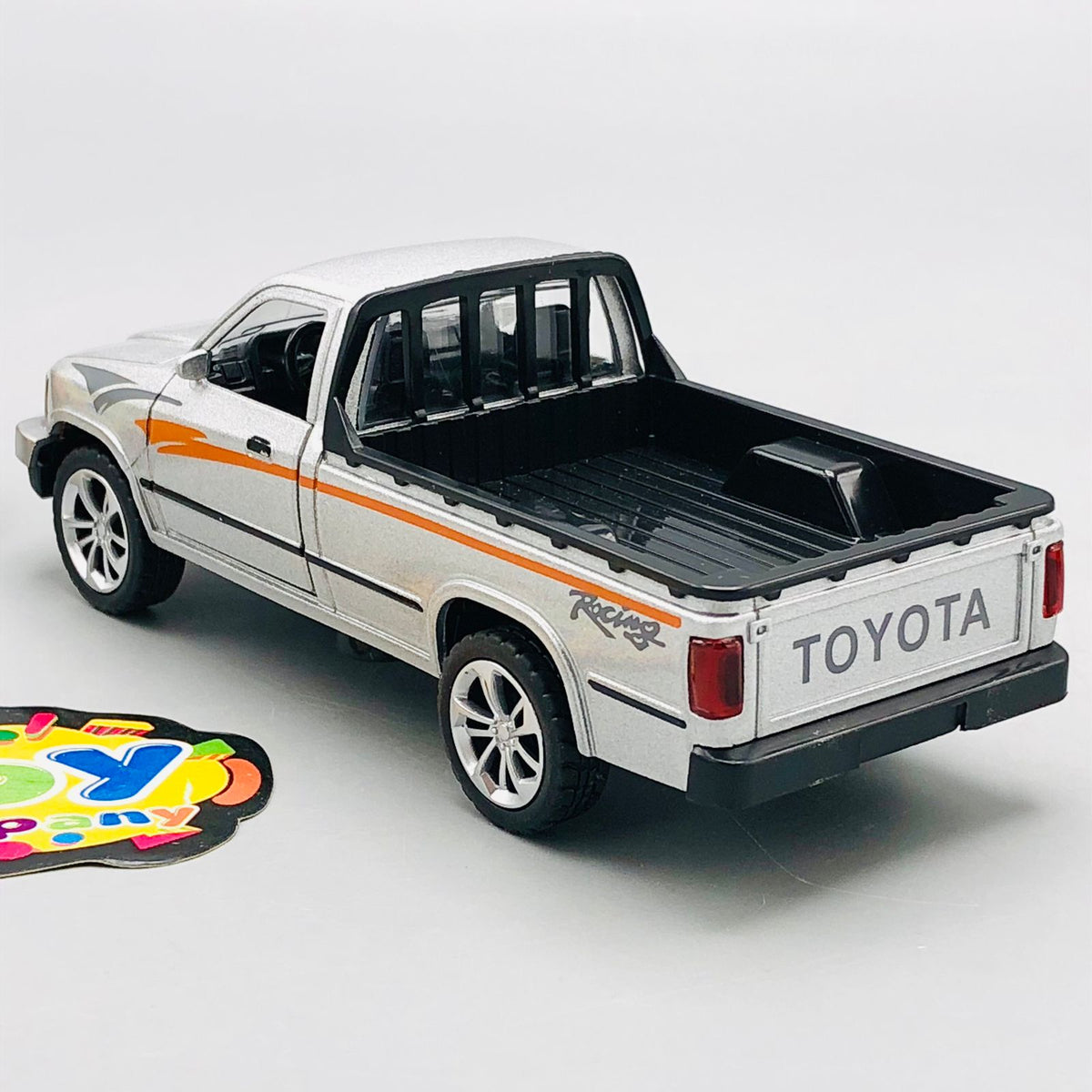 1:36 1992 Toyota Pickup Truck