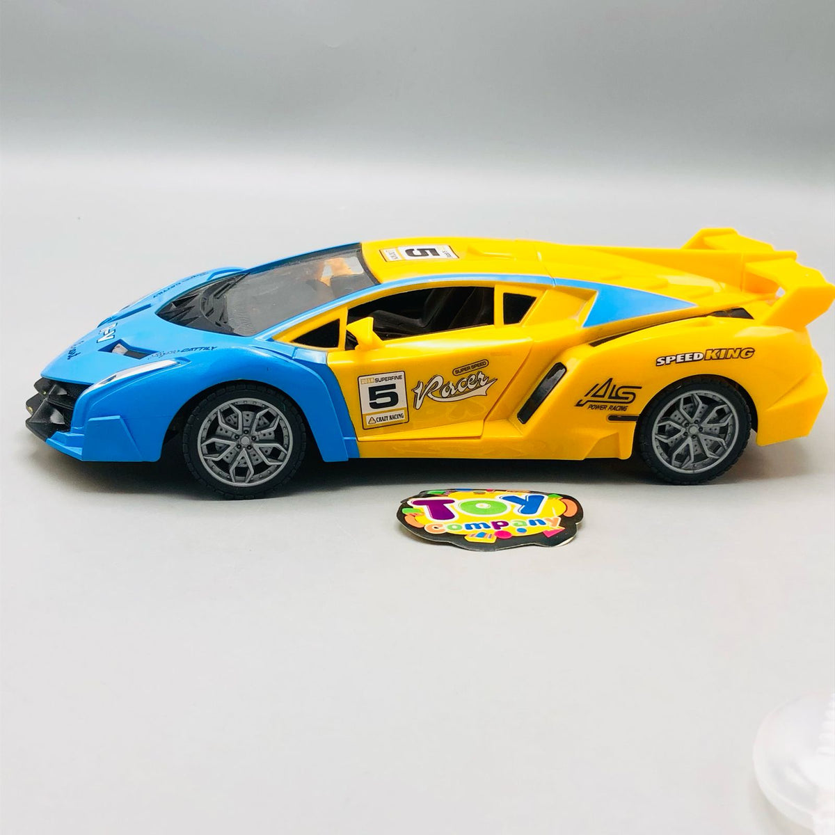 1:12 RC Spray Racing Car With Openable Doors