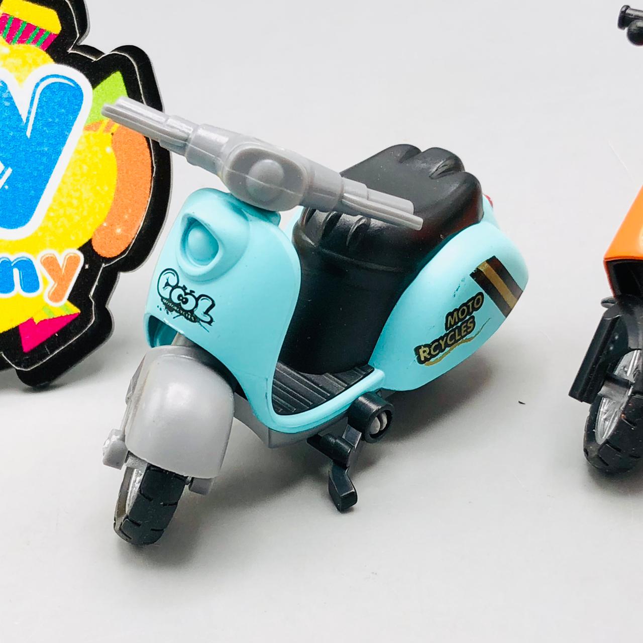 4Pcs Mini Diecast Vespa Models