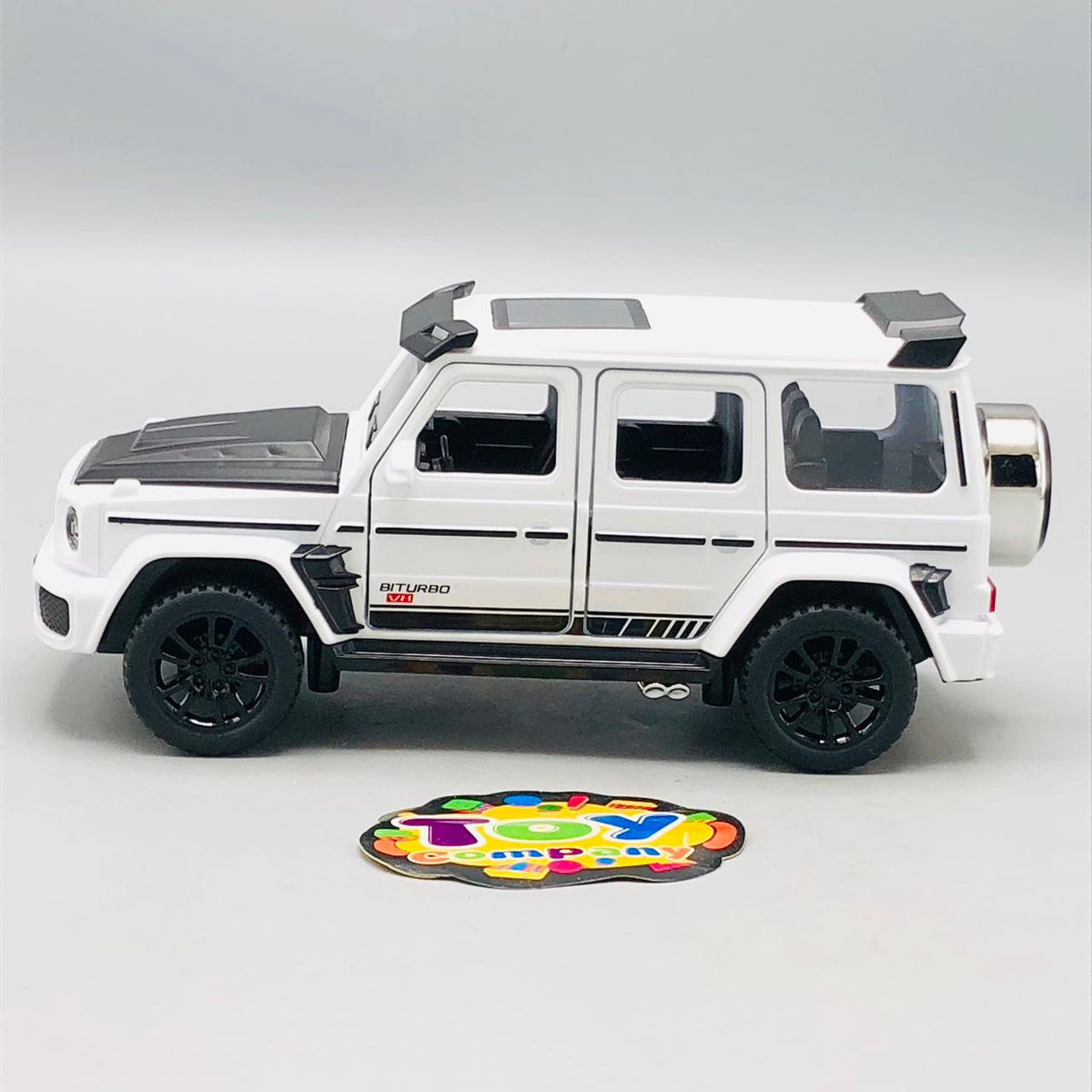 1:32 Diecast BRABUS 700 Model