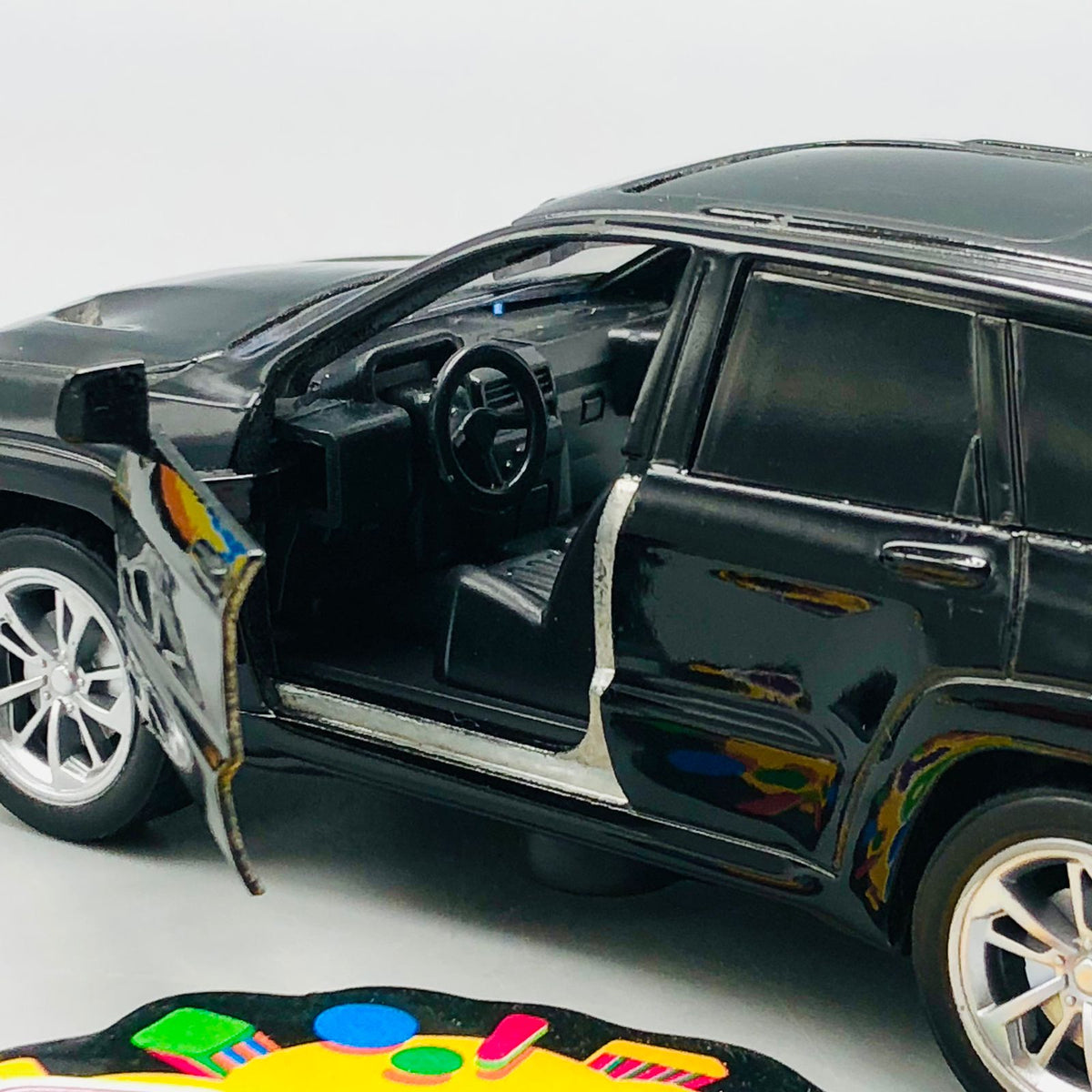 1:32 Diecast Jeep Grand Cherokee Model Car