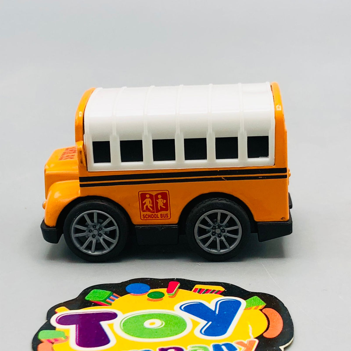 1Pc Diecast Mini Pullback School Bus