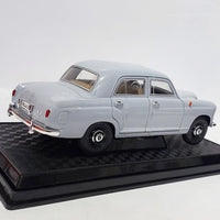 1:24 Diecast Classic Mercedes W120 Model Car