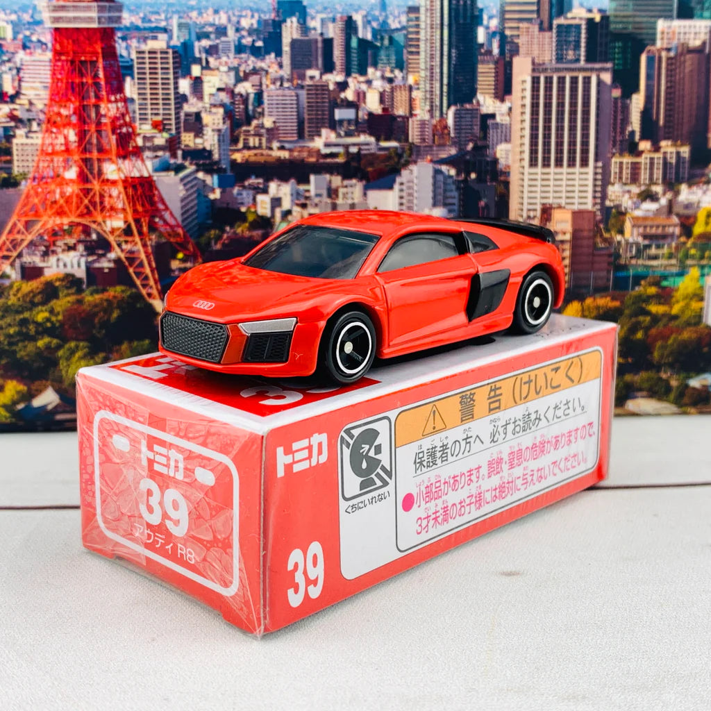 1:62 Takara Tomy Diecast Audi R8 Model Car