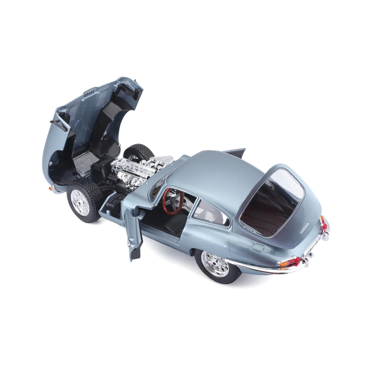 Bburago 1:18 Diecast Jaguar E Coupe 1961