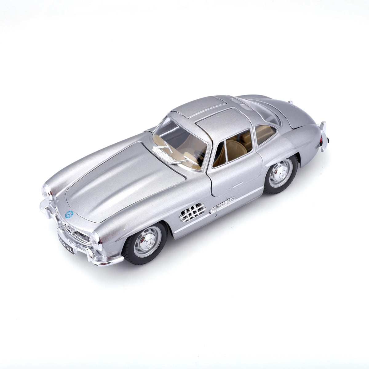 Bburago 1:24 Diecast Mercedes Benz 300SL - Silver