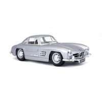 Bburago 1:24 Diecast Mercedes Benz 300SL - Silver