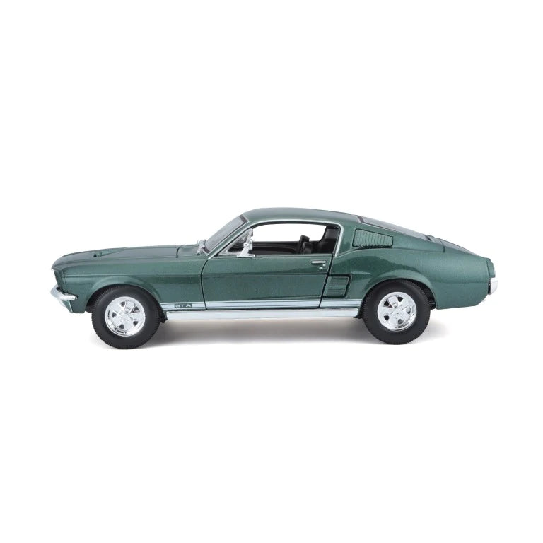 Maisto 1:18 Diecast 1967 Ford Mustang GTA